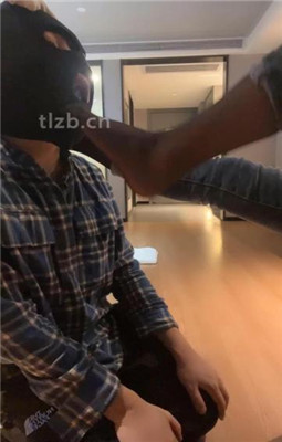 图片[8]_【绝美兔女王】喝洗脚水/跪舔脏鞋白袜_绳艺库视频下载