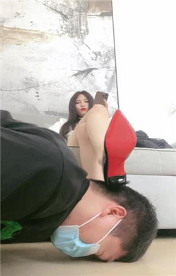 图片[2]_【甜一】下跪近距离裸足狂舔_绳艺库视频下载