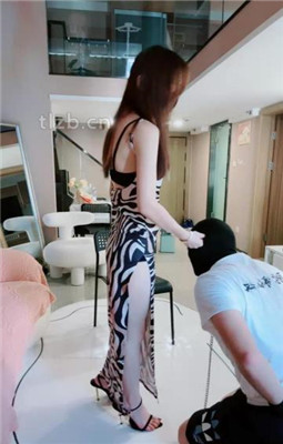 图片[8]_【陈莹斯】生活化圈养-上-椅子脚垫压手/揪耳朵_绳艺库视频下载