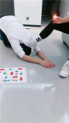 图片[11]_【伊柔】飞行棋决定刑罚大挑战_绳艺库视频下载