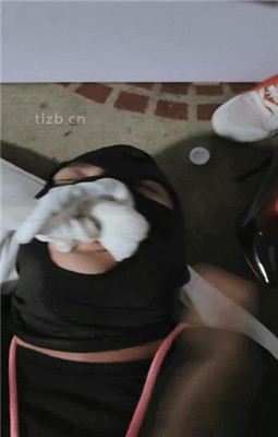 图片[11]_【奶糖】捆绑强制贱狗闻舔丝袜臭脚_绳艺库视频下载