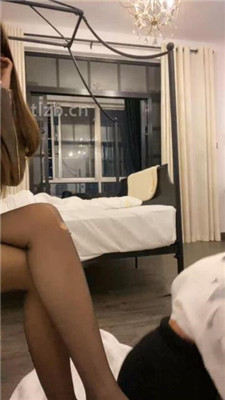 图片[2]_【可儿女王】黑丝高跟美腿跪舔_绳艺库视频下载