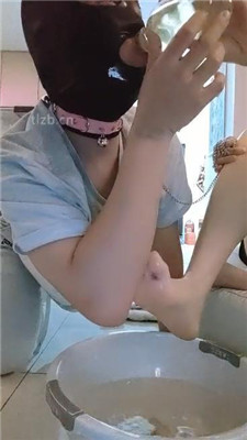 图片[17]_【小猫】舔毛拖鞋白袜/伺候沐足_绳艺库视频下载