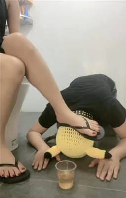 图片[17]_【漫漫】爬进来卫生巾侍奉主人_绳艺库视频下载