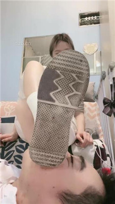 图片[15]_【时颜】坐脸窒息/舔超脏小白鞋/裸足白袜辱_绳艺库视频下载