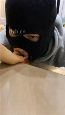 图片[13]_【可儿女王】鞋绑脸气味控制/捆绑虐打/重度踢踹_绳艺库视频下载