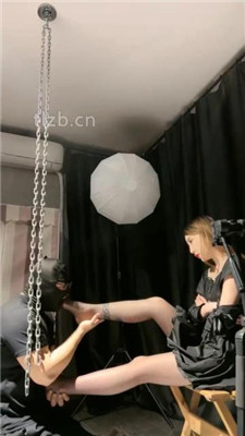 图片[11]_【领主老大】长靴-小白鞋-高跟全体重踩踏_绳艺库视频下载