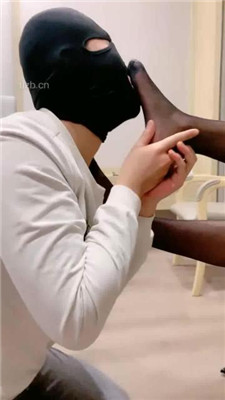 图片[9]_【赵奈奈】黑丝高跟-语言羞辱-舔脚舔鞋_绳艺库视频下载