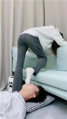 图片[18]_【术术】腿绞窒息/踩踏/原味白袜辱/踢踹/裸足踩狗脸_绳艺库视频下载