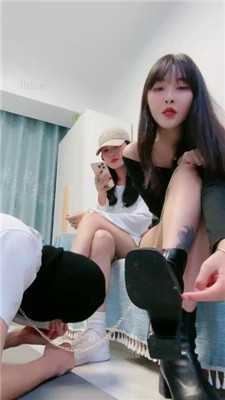 【汐月】双S-虐乳/人肉座椅/短靴踩狗头/闻白袜【双视角版】_绳艺库视频下载