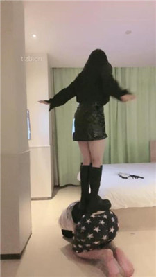 图片[4]_【清禾】保鲜膜窒息-鞭打踩踏耳光-人体烟灰缸_绳艺库视频下载