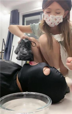 图片[2]_【樱子大人】人体擦鞋器/脚底喂食/皮鞋白袜/喝圣水【完整版】_绳艺库视频下载