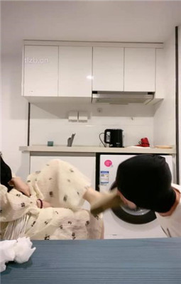 【甜味药丸】耳光专场-打肿狗脸好惨啊_绳艺库视频下载