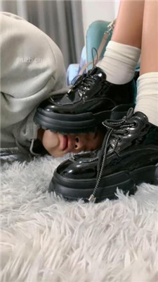 图片[2]_【肉肉】JK萝莉主/舔皮鞋白袜/转胯_绳艺库视频下载