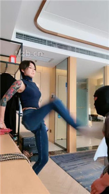 图片[8]_【爵恋霸主】艺术小姨对姐夫的训诫_绳艺库视频下载