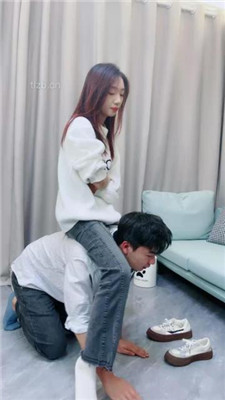 图片[12]_【术术】腿绞窒息/踩踏/原味白袜辱/踢踹/裸足踩狗脸_绳艺库视频下载