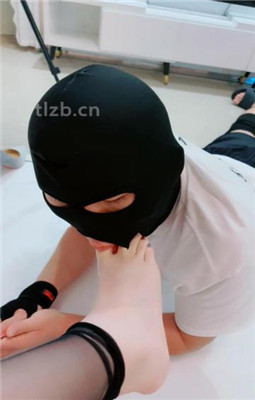 图片[9]_【陈莹斯】狗舌头保养主人的高跟_绳艺库视频下载