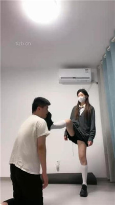 图片[13]_【樱子大人】狗舌头擦鞋器-鞋耳光/踩狗爪/全体重踩踏/鞭打_绳艺库视频下载