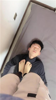 图片[12]_【哈市文文】黑丝脚诱惑-居家伺候_绳艺库视频下载