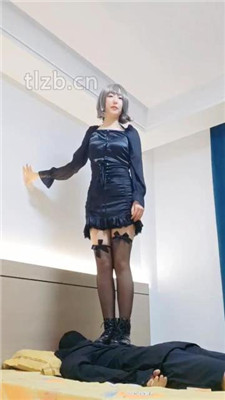 图片[2]_【沉鱼圣上】短靴黑丝踩脚垫/提档/虐乳/sp打手心_绳艺库视频下载