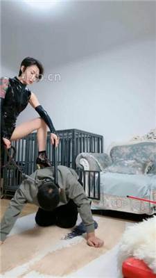 图片[2]_【爵恋霸主】狗笼圈养/高跟碾压踩/骑马物化/裸足深喉_绳艺库视频下载