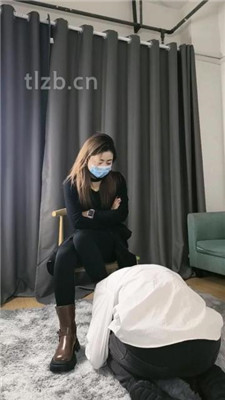 图片[2]_【肉肉】跪着被主人狂抽1000耳光_绳艺库视频下载