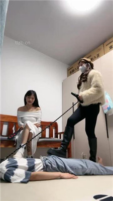 图片[9]_【樱子大人】双S虐狗-长靴白鞋踩踏/转胯/窒息/捆绑【双视角版】_绳艺库视频下载