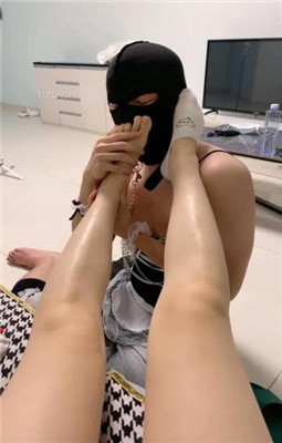 图片[10]_【甜味药丸】惩罚不听话的狗-耳光数据线打手心-骑马遛狗-虐乳_绳艺库视频下载