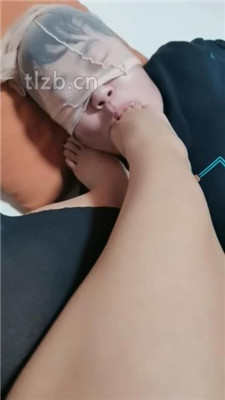 图片[10]_【冷御女王】口水拉丝/御姐范S裸足狂舔_绳艺库视频下载