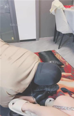 图片[7]_【芷镜】沉浸式恋足狂舔/喝洗脚水_绳艺库视频下载