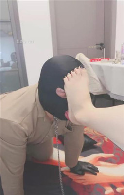 图片[5]_【芷镜】沉浸式恋足狂舔/喝洗脚水_绳艺库视频下载