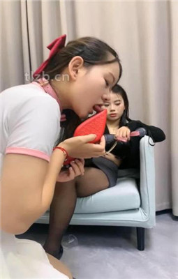 图片[11]_【伊诺】情侣奴-奴下奴-强迫舔女奴的臭脚_绳艺库视频下载