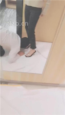 【云儿】白领S-下班后公司老总变狗【下】_绳艺库视频下载