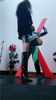 图片[4]_【靴嘉倪】艺术惩罚偷鞋奴_绳艺库视频下载