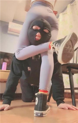 图片[3]_【美娜格格】高帮帆布鞋女神-沉浸式享受胯下辱_绳艺库视频下载