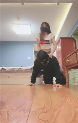 图片[14]_【美娜格格】高帮帆布鞋女神-沉浸式享受胯下辱_绳艺库视频下载