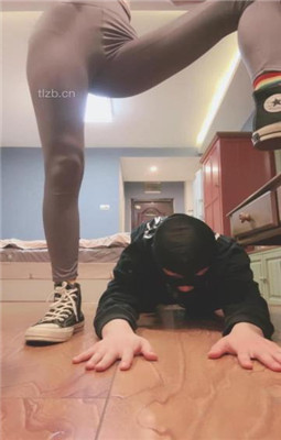 图片[13]_【美娜格格】高帮帆布鞋女神-沉浸式享受胯下辱_绳艺库视频下载