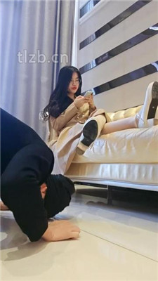 【嘉妮】气味控制-高跟丝袜脚喂食_绳艺库视频下载