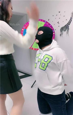 【蜜糖情侣】大转盘决定怎么虐狗_绳艺库视频下载