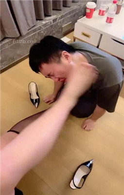 图片[9]_【腻腻老师】首调-黑丝高跟裸足诱惑狗奴_绳艺库视频下载