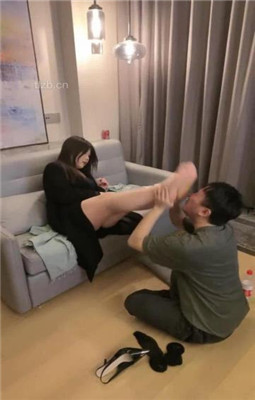 图片[18]_【腻腻老师】首调-黑丝高跟裸足诱惑狗奴_绳艺库视频下载