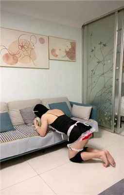 【甜味药丸】变装狗偷原味被发现后-鞭打耳光内裤套头_绳艺库视频下载