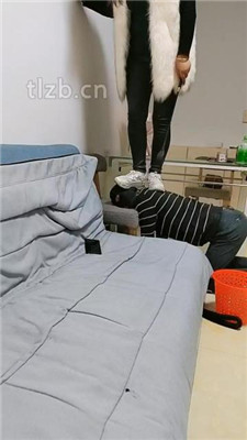 图片[9]_【广东迪迪】双S-脏运动鞋踩虐舔/垃圾桶套头【双视角版】_绳艺库视频下载