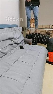 图片[10]_【广东迪迪】双S-脏运动鞋踩虐舔/垃圾桶套头【双视角版】_绳艺库视频下载