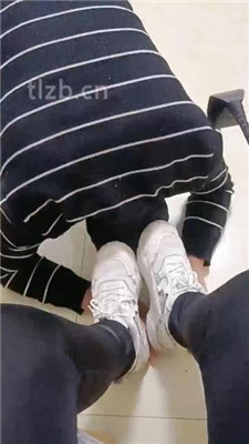 图片[11]_【广东迪迪】双S-脏运动鞋踩虐舔/垃圾桶套头【双视角版】_绳艺库视频下载