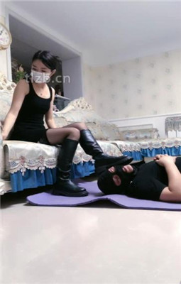 图片[2]_【沐夏夜】抽耳光/黑丝长靴踩地毯/骑马_绳艺库视频下载