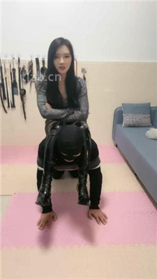 图片[2]_【木子大大】开发奴隶-人体鞋架/裸足黑丝踩_绳艺库视频下载