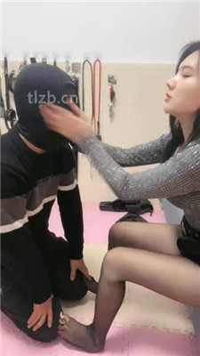 图片[7]_【木子大大】开发奴隶-人体鞋架/裸足黑丝踩_绳艺库视频下载