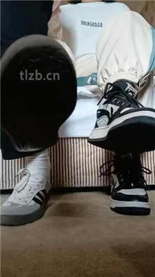 【小悦】学生主耳光抽狗_绳艺库视频下载