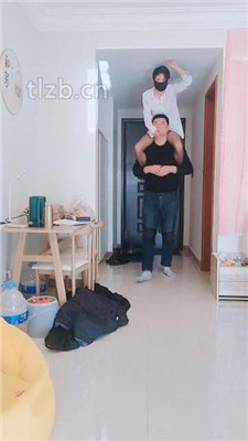 图片[10]_【伯爵】转胯骑马/耳光 踩踏圈养奴_绳艺库视频下载